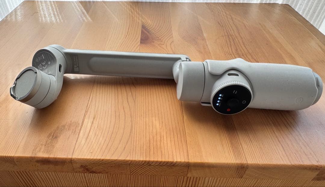 A*u様 Insta360 Flow Creator Kit ホワイト 本体 付