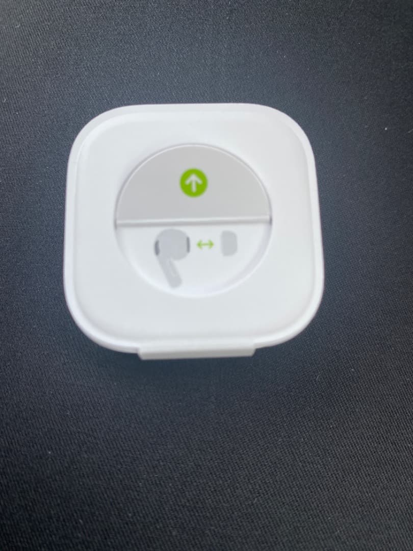 ヘッドホン AirPods Pro