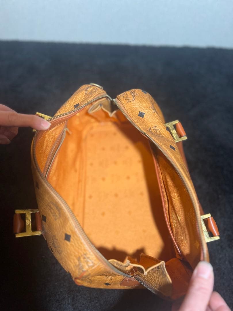 MCM オレンジ レザーボストンバッグ