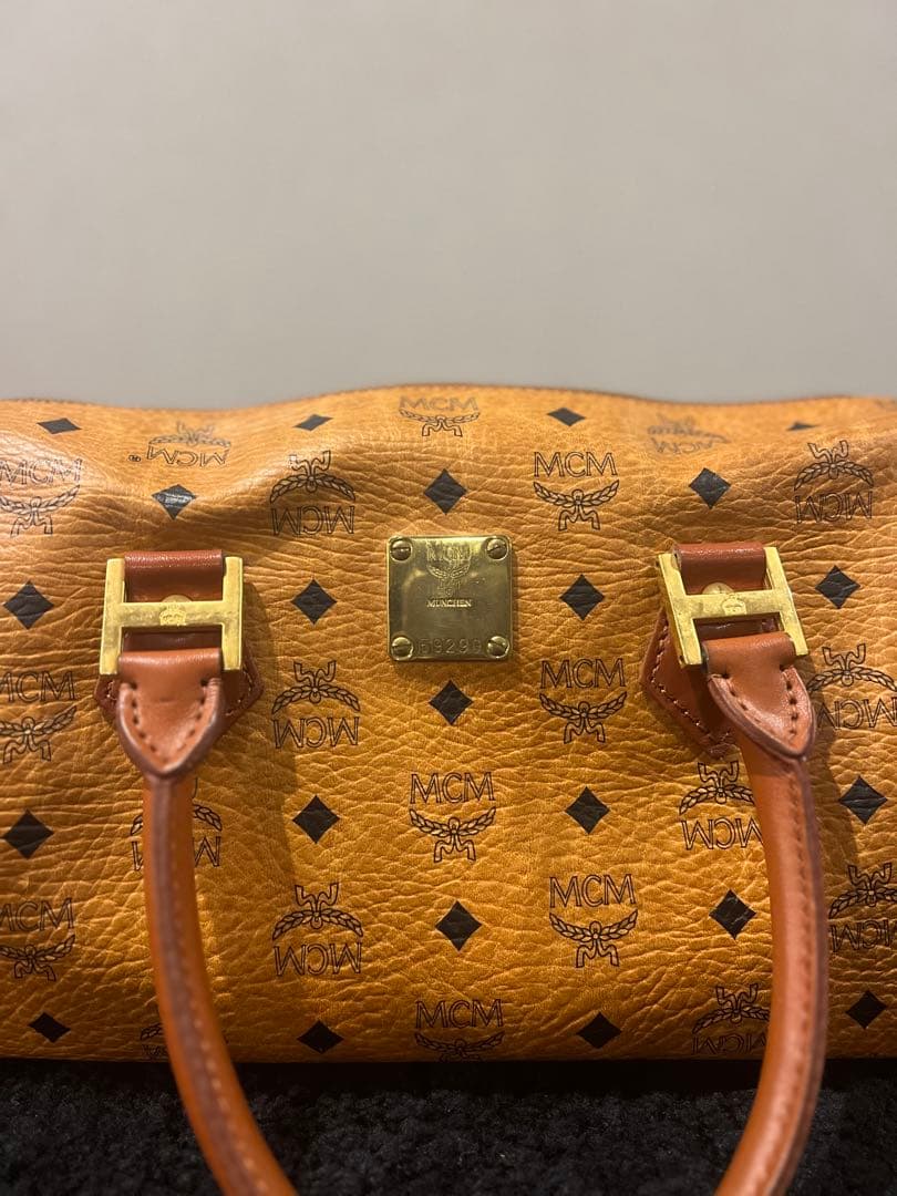 MCM オレンジ レザーボストンバッグ