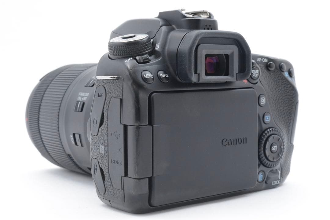 美品　Canon EOS 80D EF-S 18-135mm IS USM