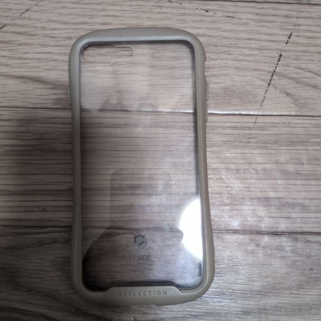 iPhone 8 Plus シルバー 本体