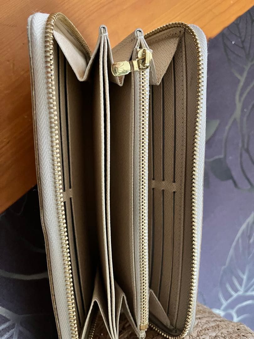 ルイ・ヴィトンチェック柄　ダミエ　長財布　ユニセックス