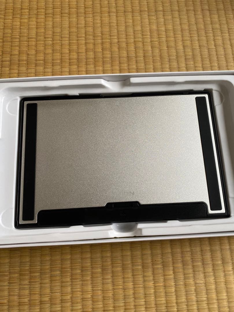 液タブ・ペンタブ KAMVAS 12