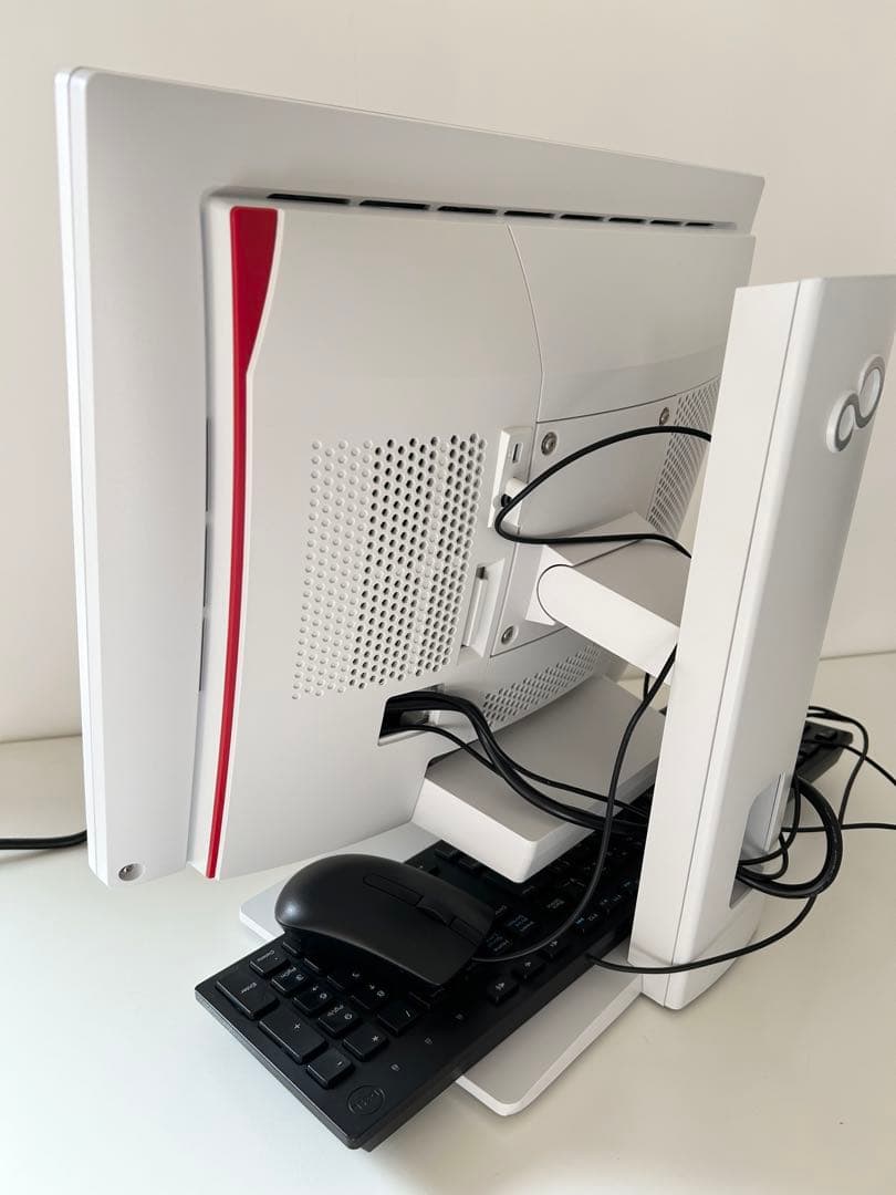 富士通 ESPRIMO K558/B 一体型パソコン i5 第9世代 SSD