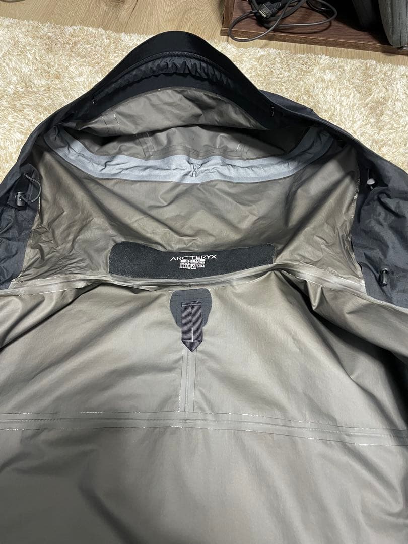 値段交渉受付可【希少廃盤】ARC'TERYX ベータSLジャケット XS 美品