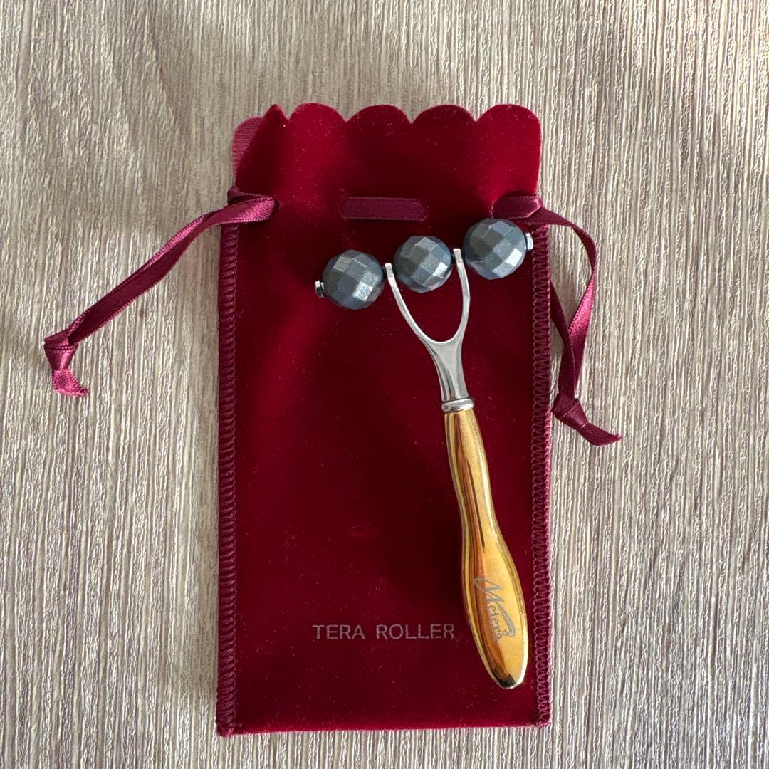 【隕石】美顔ローラーMetera