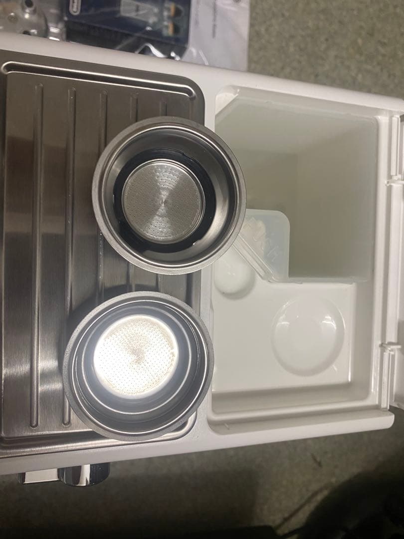 【美品】DeLonghi ECF3220J エスプレッソマシン　送料込み