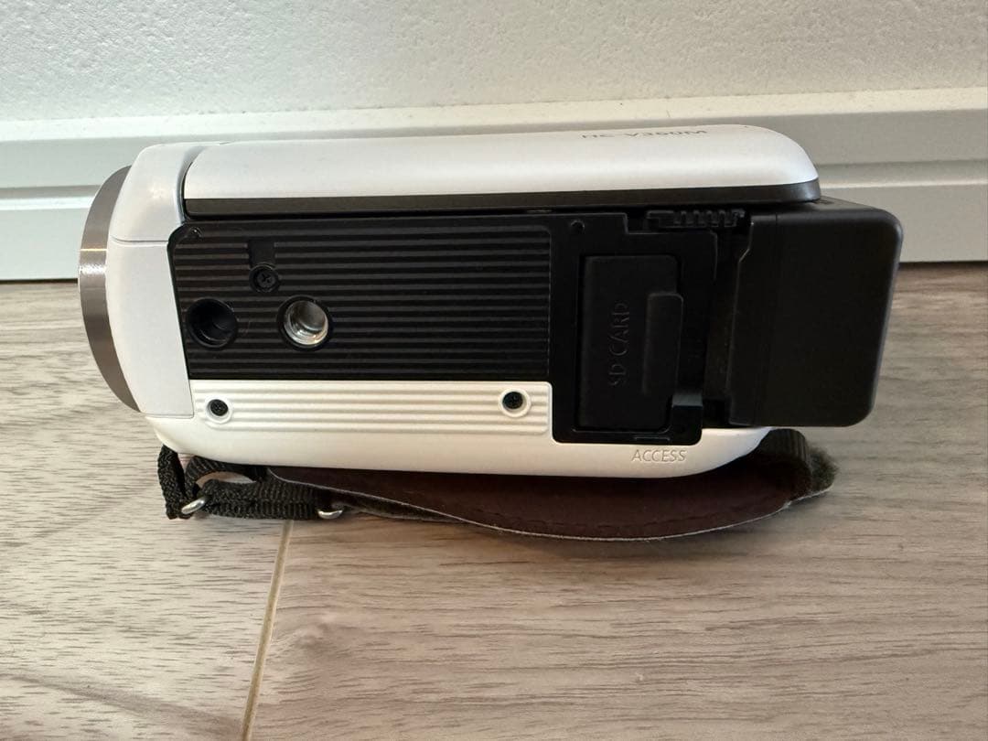 ビデオカメラ　本体　HC-V360M