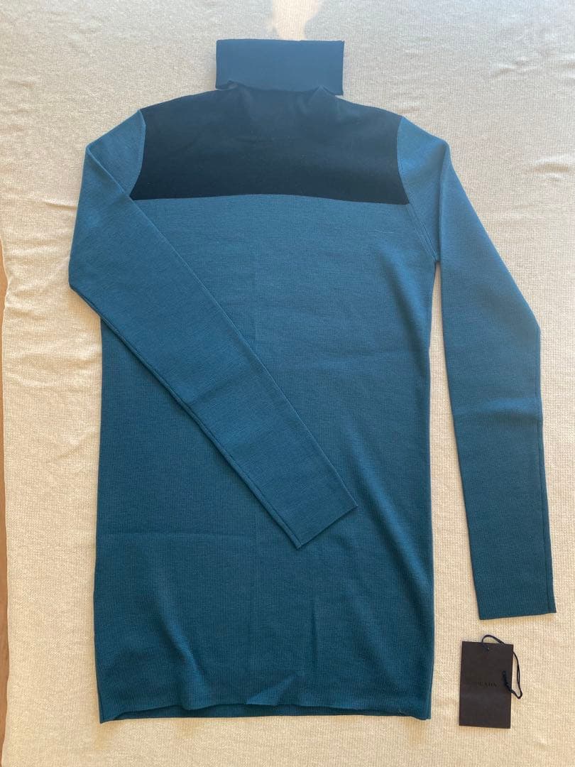 シンクぽんさん専用【新品・正規品】 PRADA プラダ ハイネック ニット44