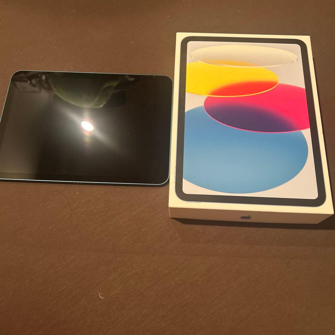 Apple iPad 10.9インチ 青色 本体