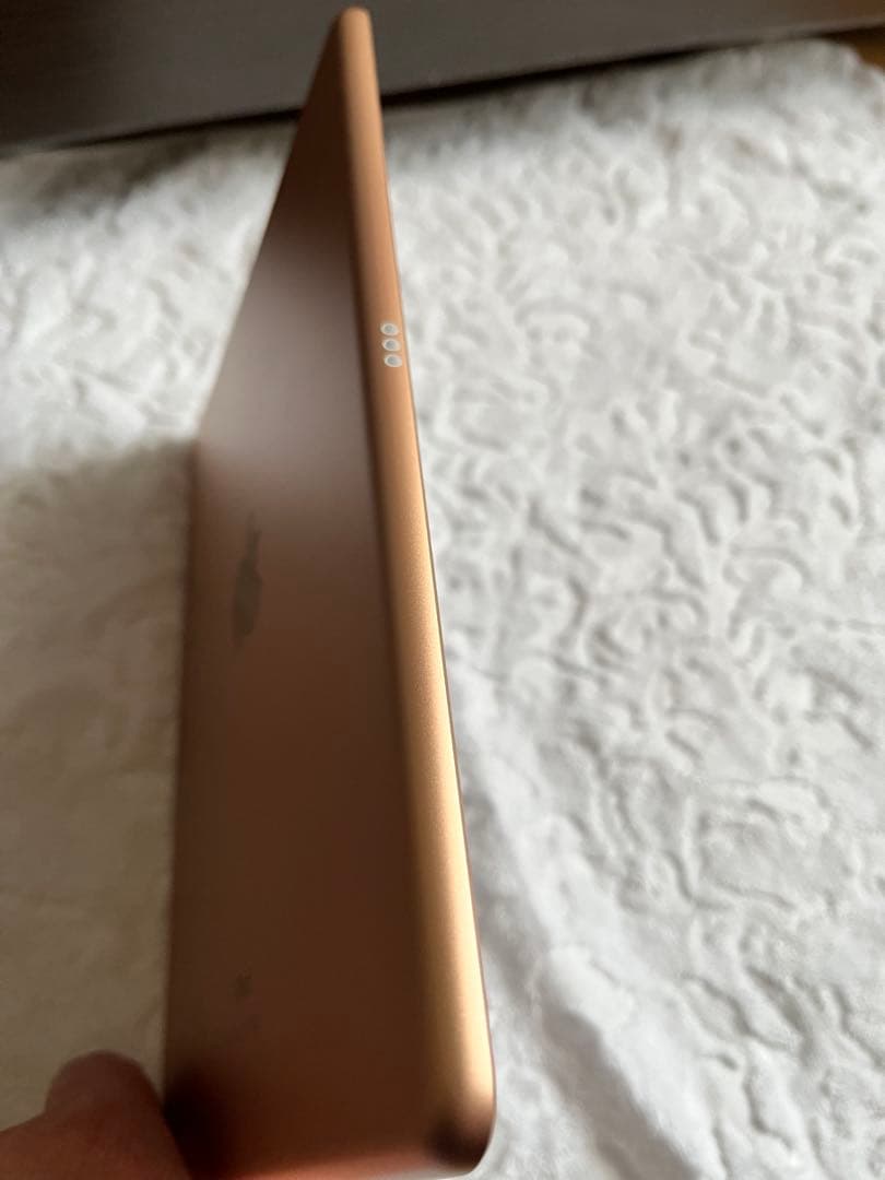 [美品]iPad 第8世代 128GB Wi-Fi 箱あり フィルム使用