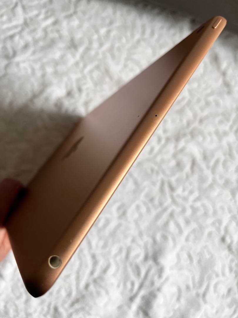 [美品]iPad 第8世代 128GB Wi-Fi 箱あり フィルム使用