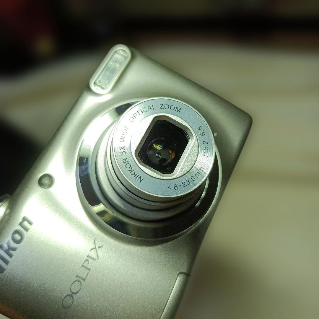 Nikon COOLPIX A10 コンパクトデジタルカメラ シルバー