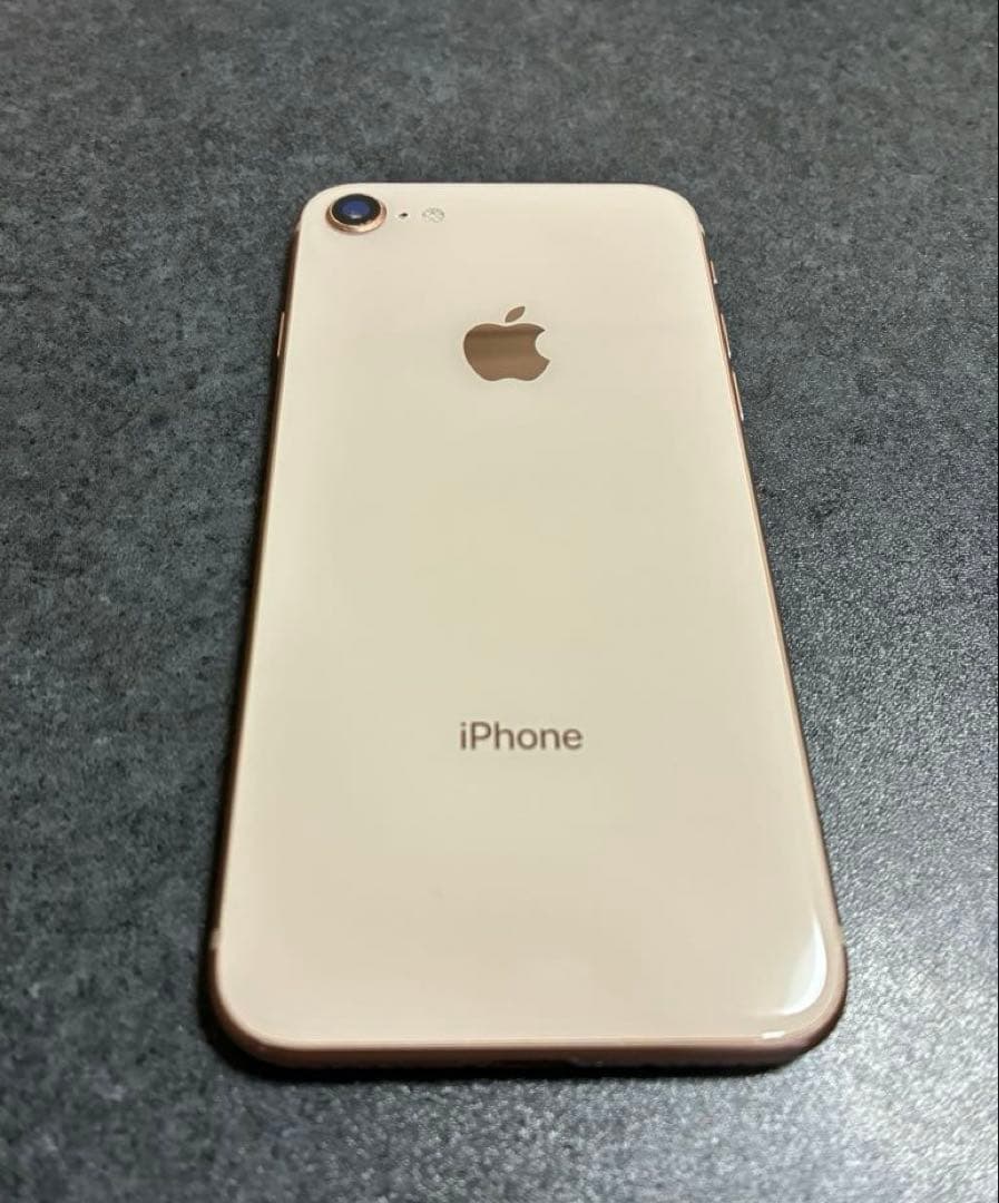 Apple iPhone 8 64GB SIMロック有り