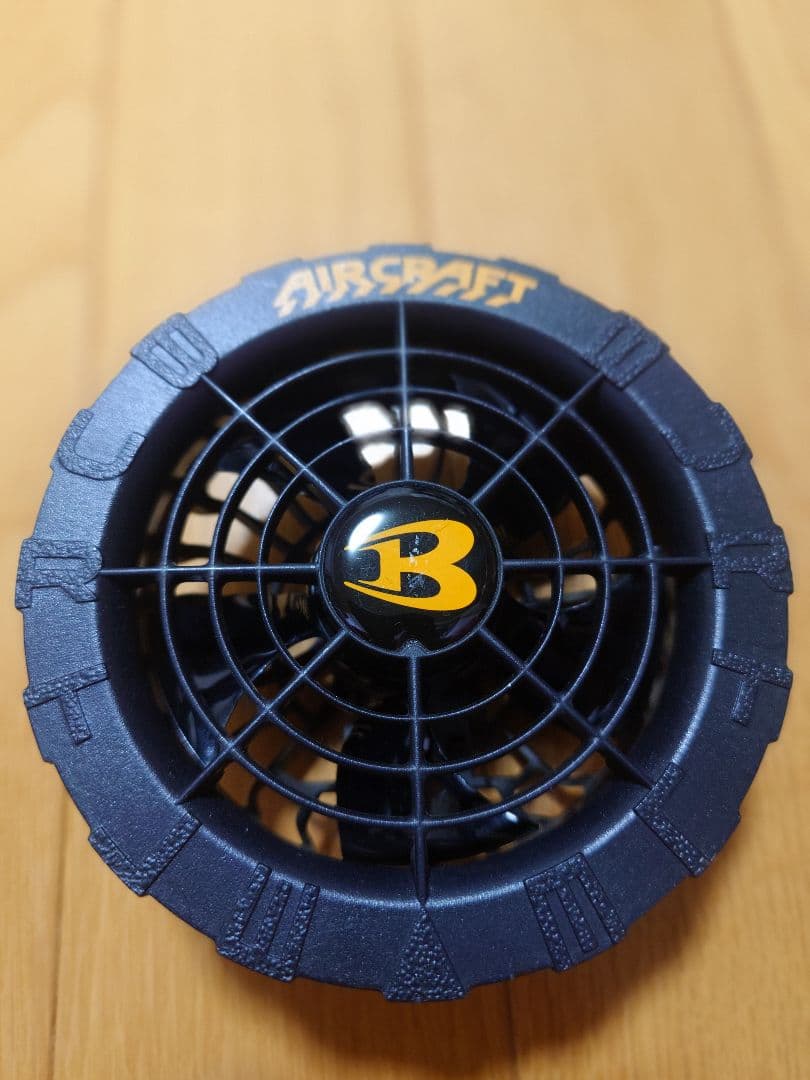 エアクラフト　バートル2024年モデルセット（バッテリー2個）ブラック AC08