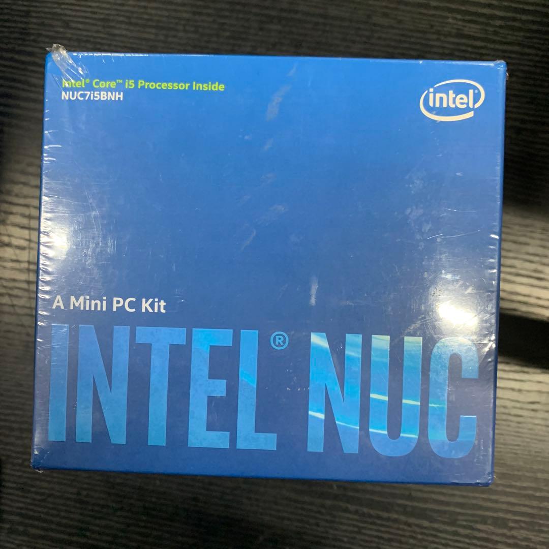 ミニPC Intel NUC (NUC7i5BNH)