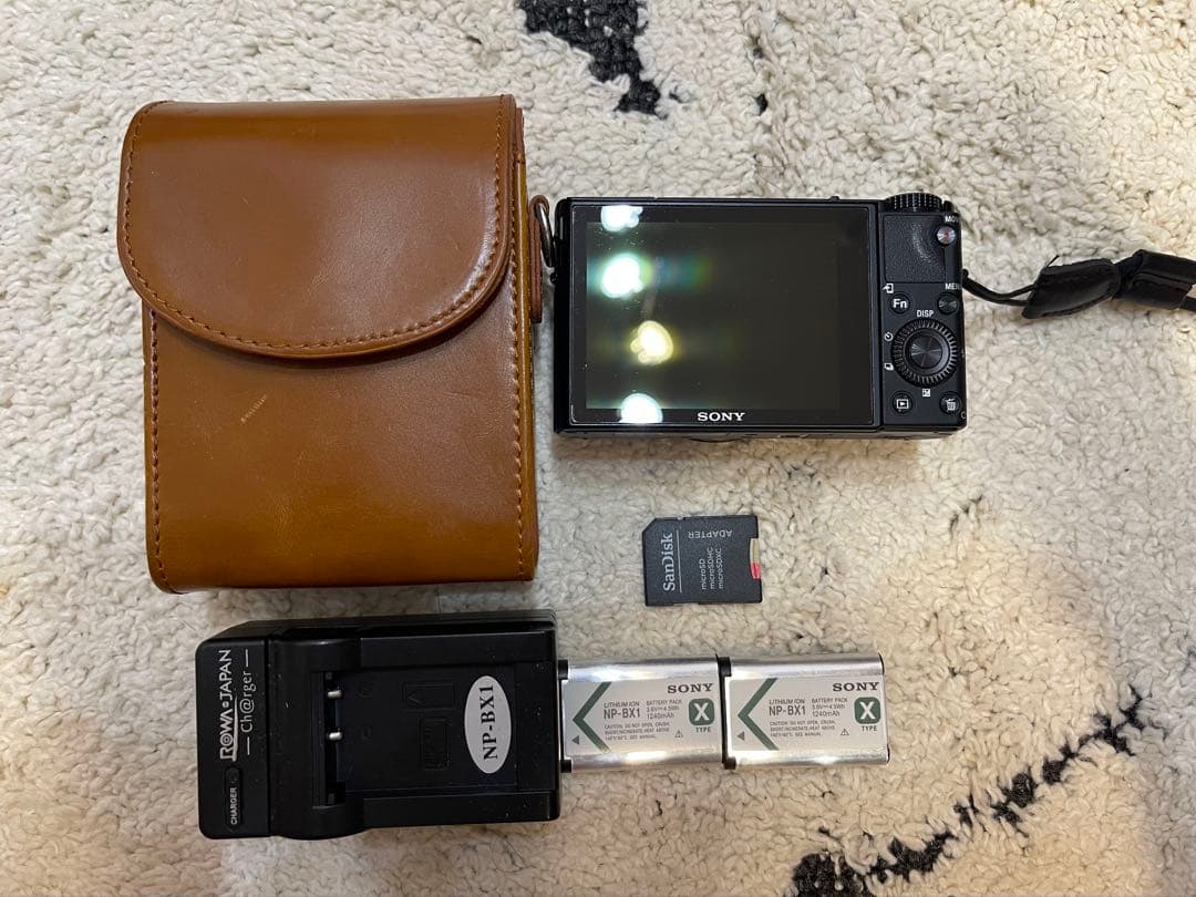 美品　英語／中国語版 SONY Cyber-shot RX100M5