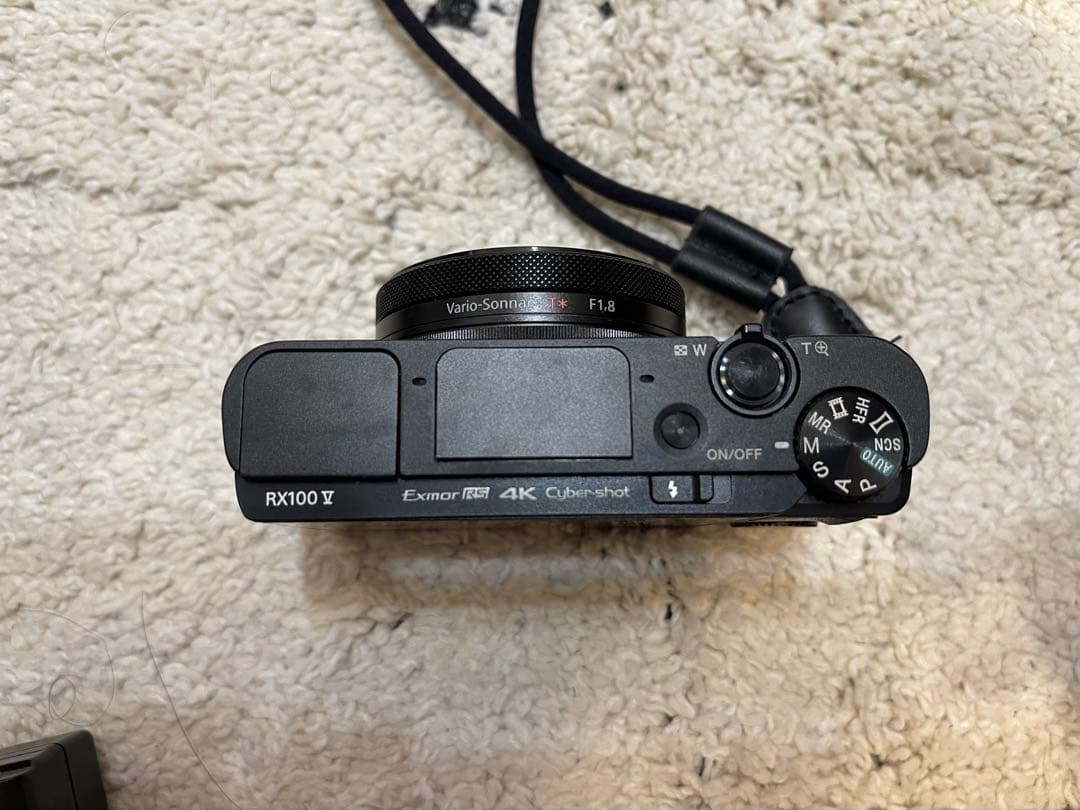 美品　英語／中国語版 SONY Cyber-shot RX100M5