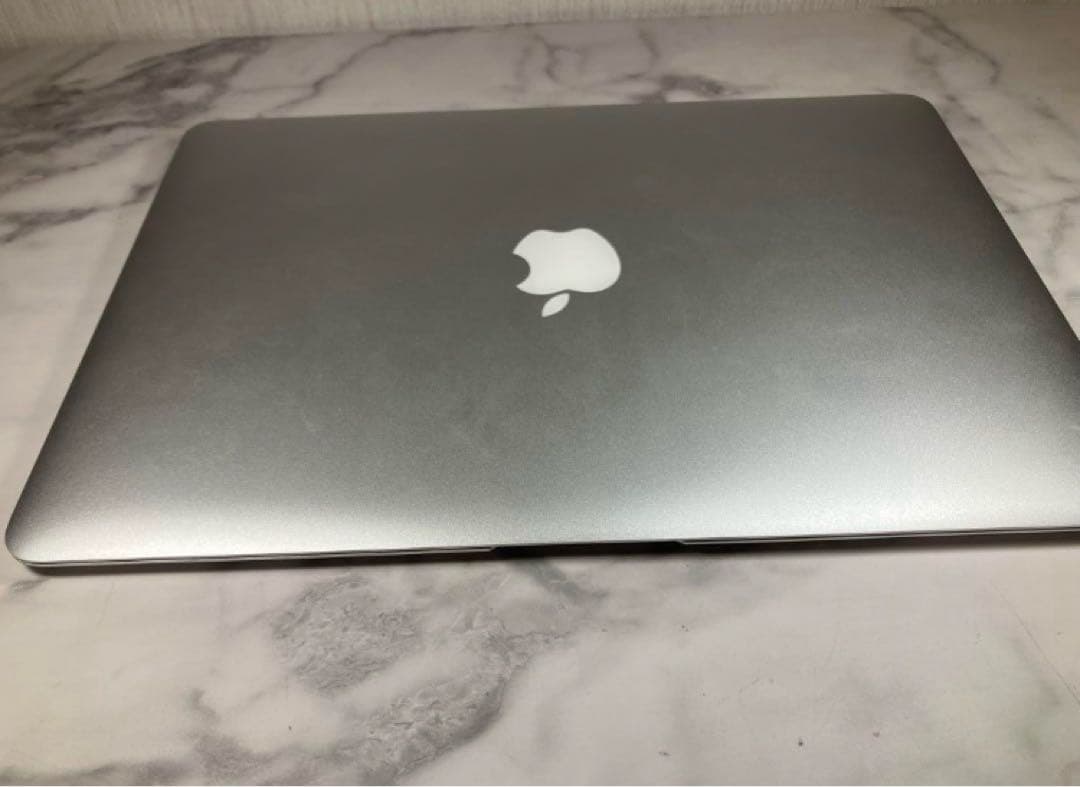 MacBook Air A1466 13.3インチ