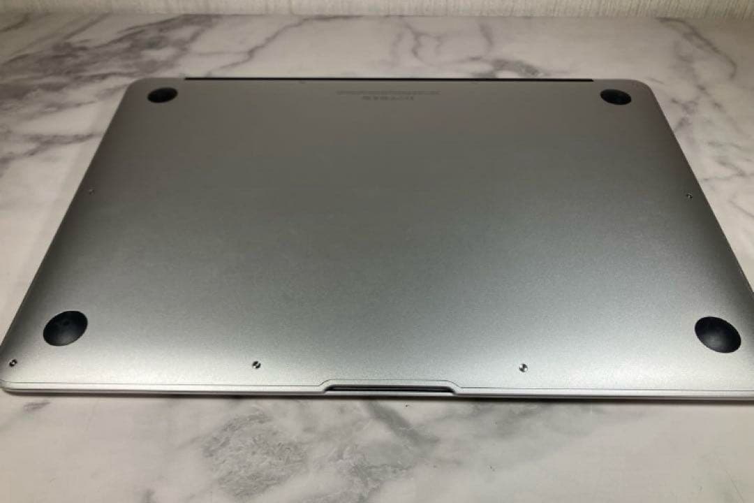 MacBook Air A1466 13.3インチ