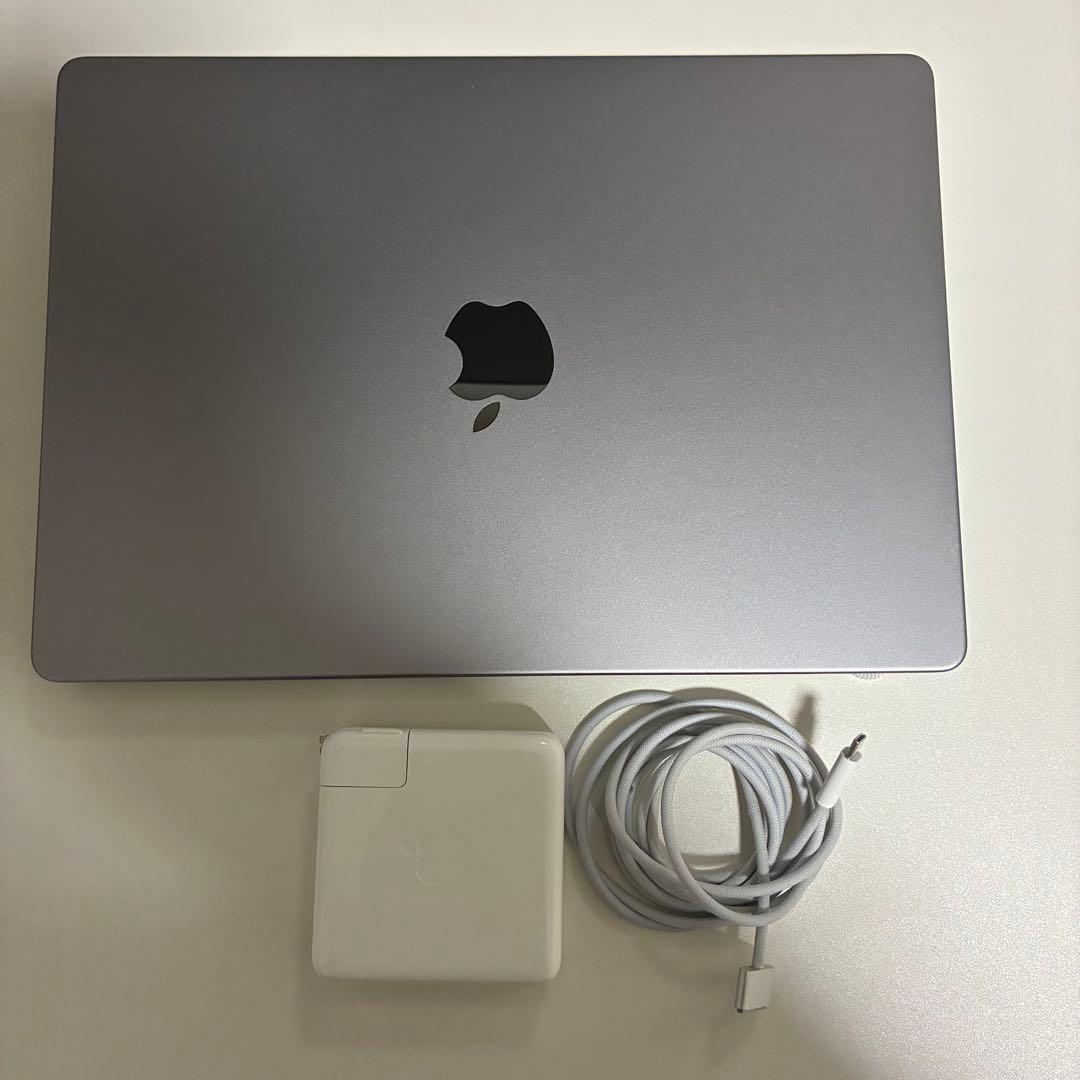 Macbook pro M1 Max 64Gb 32コアGPU SSD4Tb