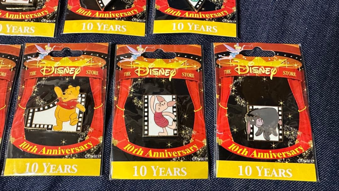 レア　ディズニーストア　10周年記念　ピンバッジ　フィルム　9個まとめ売り