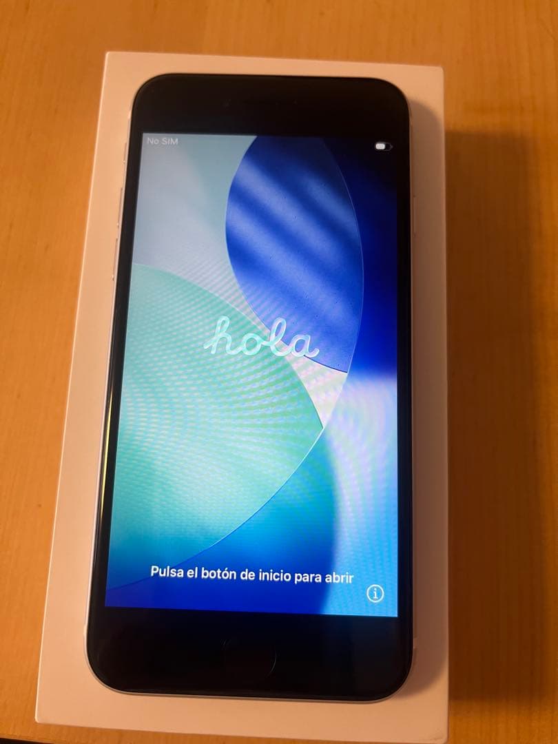 【美品】iPhone SE 第2世代 64GB 本体 white