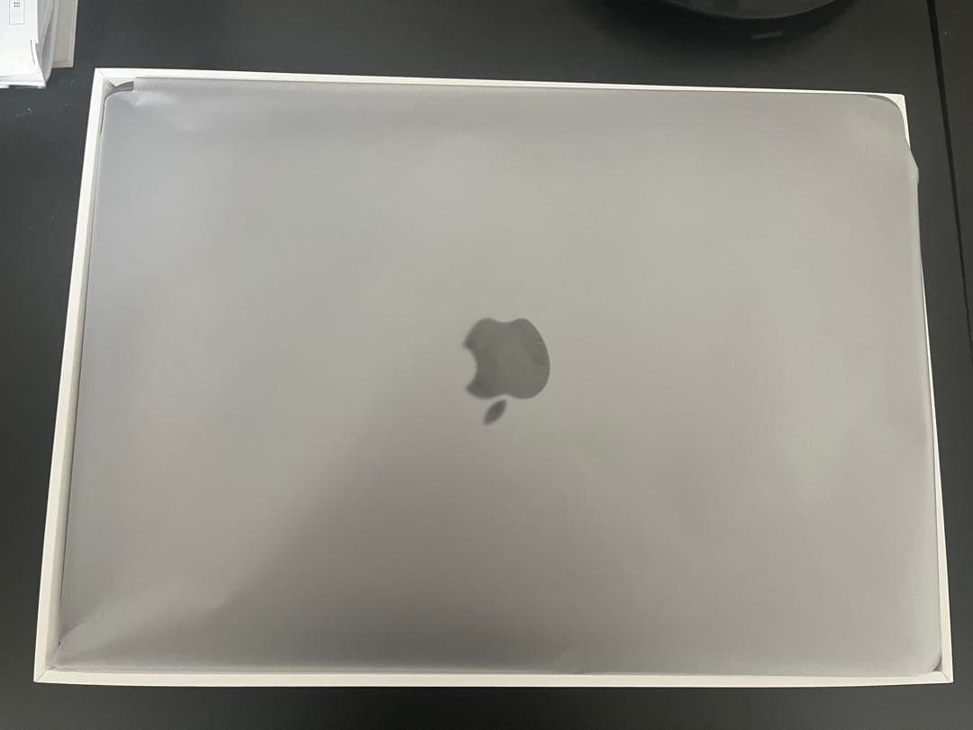 Apple MacBook Air スペースグレイ　M1チップ