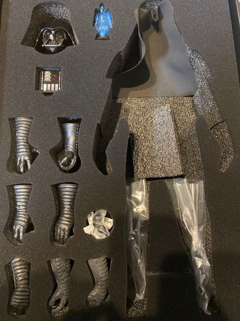 ホットトイズ スターウォーズ ダース・ベイダー デラックス版 1/6スケール