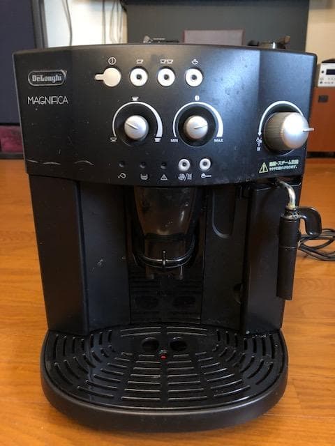 デロンギ　マグニフィカ EAM1000BJ エスプレッソマシン　動作品