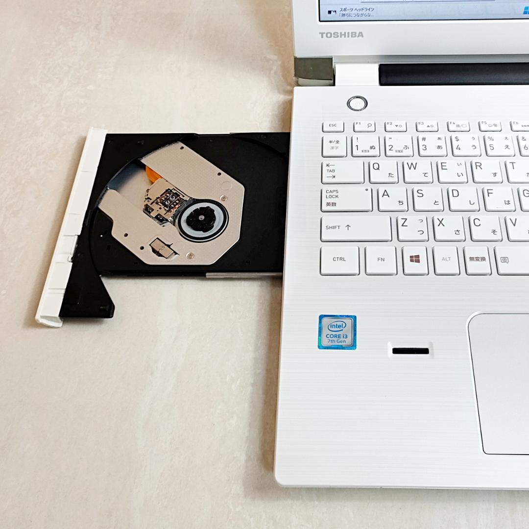 【美品】SSD/i3/メモリ8G☆初心者OK！Win11ノートパソコン☆H05