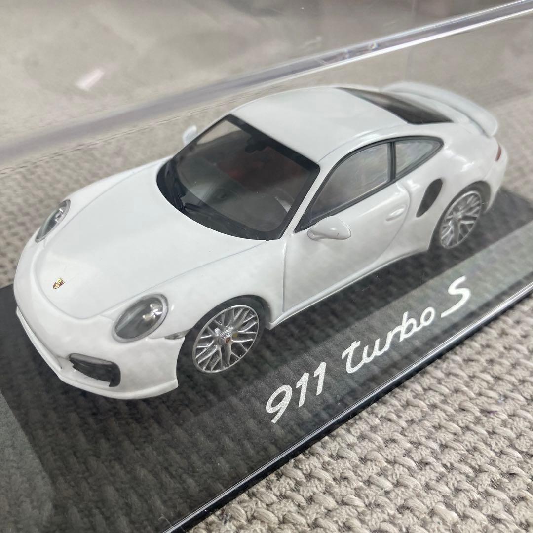 p*9様 Porsche 911 Turbo S 1:43 スケールモデル ポル