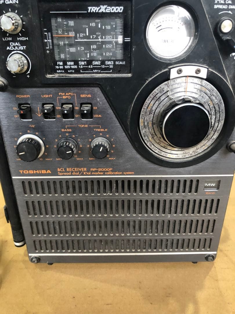 TOSHIBA 東芝　RP-2000F　TRYX2000　BCLラジオ　5バンド