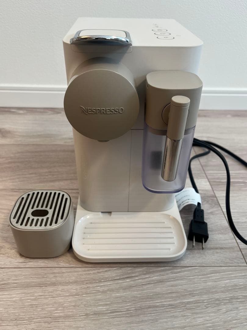 Nespresso エスプレッソマシン　ネスプレッソ