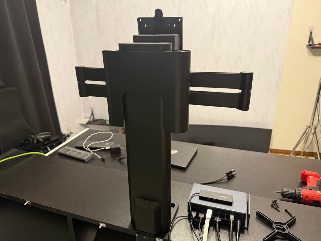 ergtron TRACE エルゴトロン モニターアーム