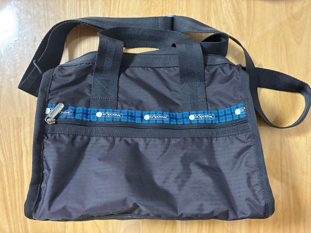 ファミリア ボストンバッグ〈LeSportsac × familiar〉