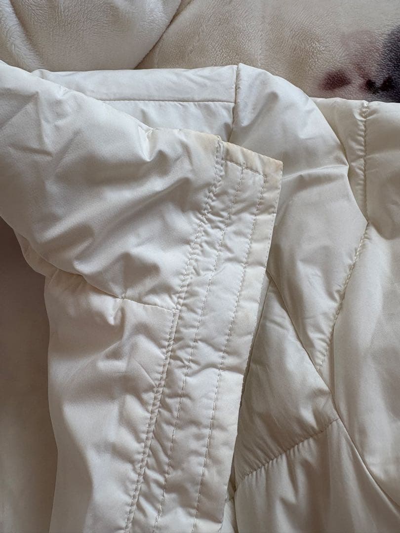 取り外し可能なファー＆ベルト付きフィット＆フレアキルティングコート tocco