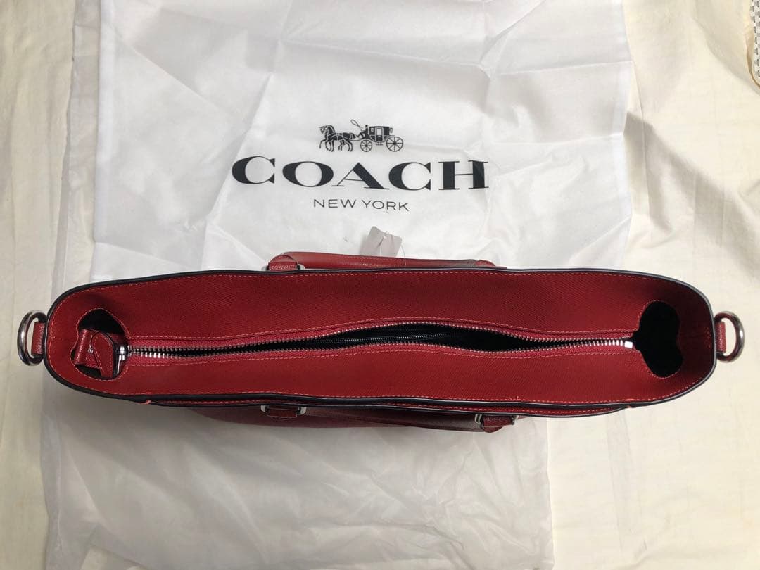 COACH レッド トートバッグ 外ポケット付き