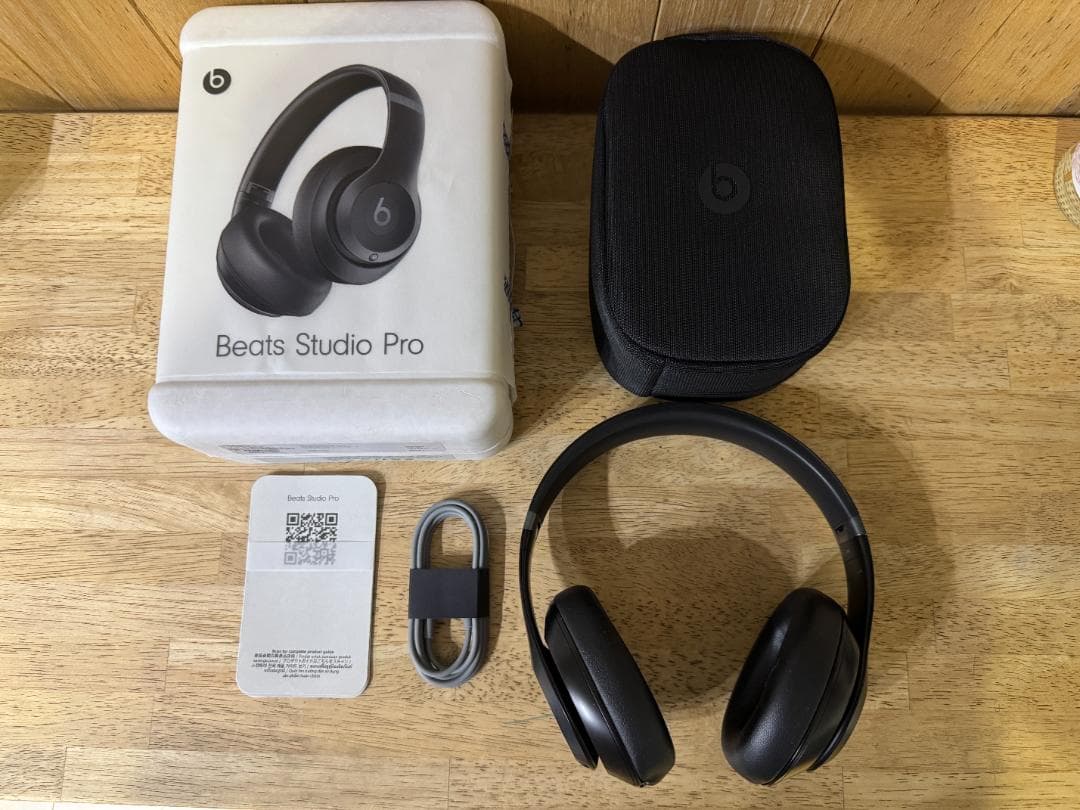 美品 Beats studio Pro ブラック ワイヤレスヘッドホン