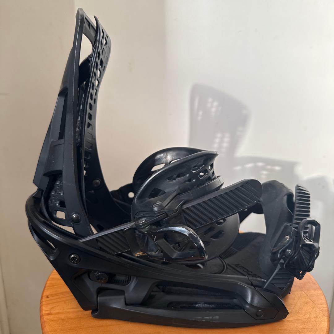 burton genesis EST mサイズ