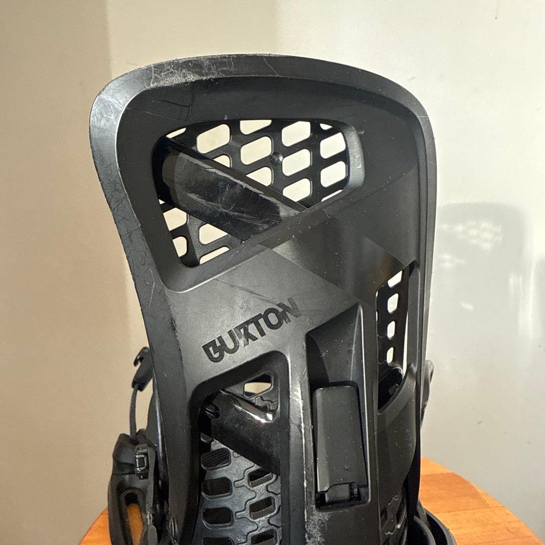 burton genesis EST mサイズ