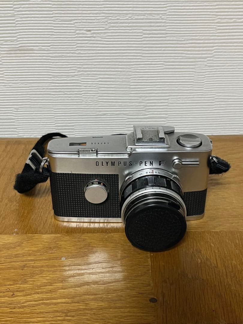 Olympus PEN-F フィルムカメラ 1:1,8 38mm