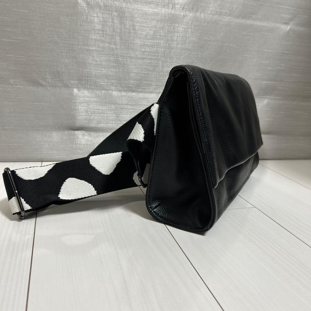 【ear】ボディバッグ ブラック レザー