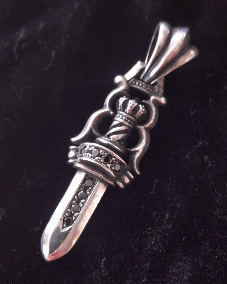 LION HEART KINGDOM ゴシックダガーネックレス シルバー