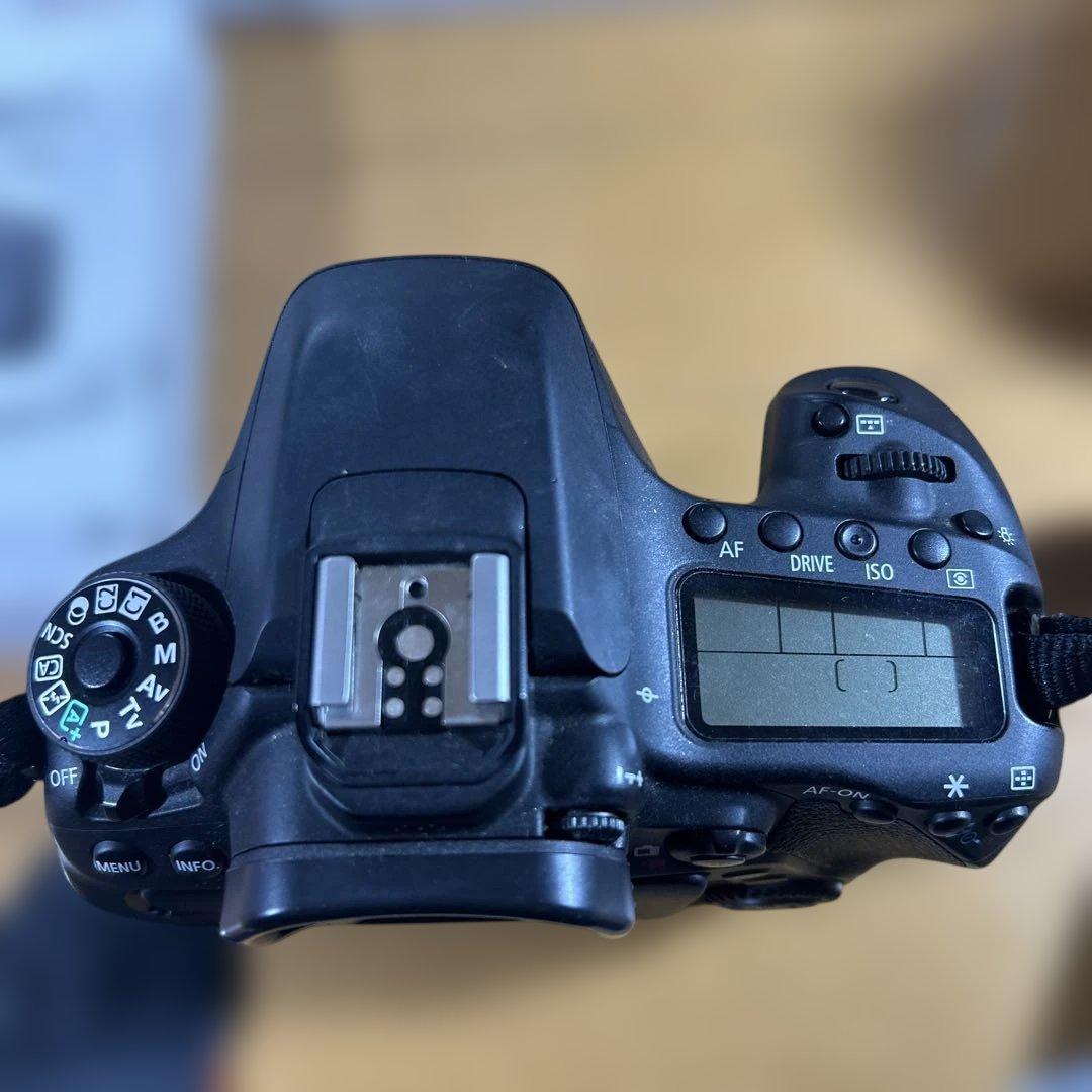 Canon キヤノン 【中古】EOS 80D EF-S デジタル一眼レフカメラ