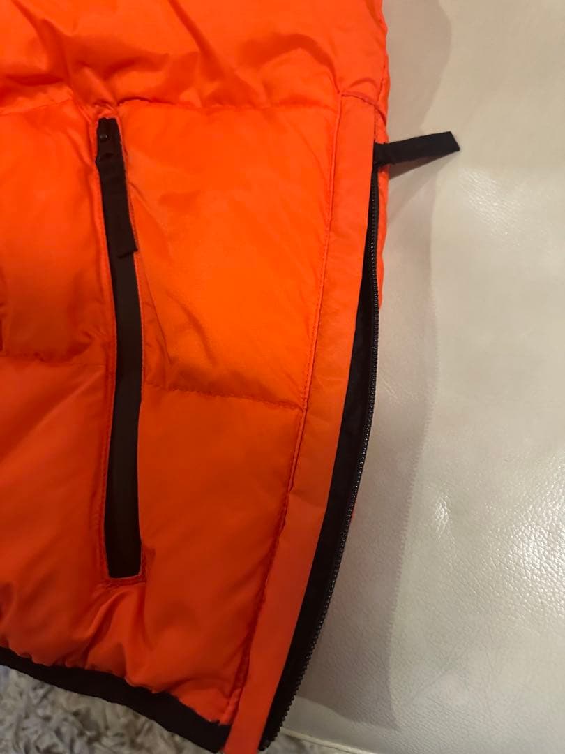 美品/Carhartt オレンジ 中綿ジャンパーフード付き カーハート