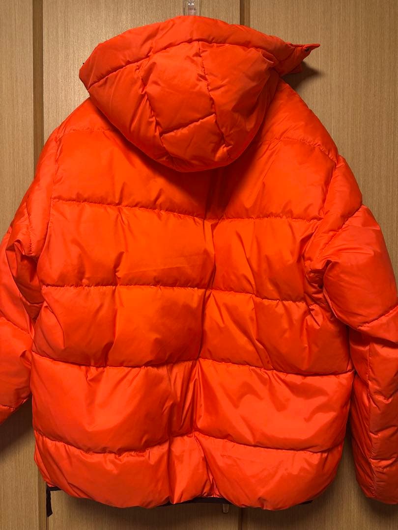 美品/Carhartt オレンジ 中綿ジャンパーフード付き カーハート