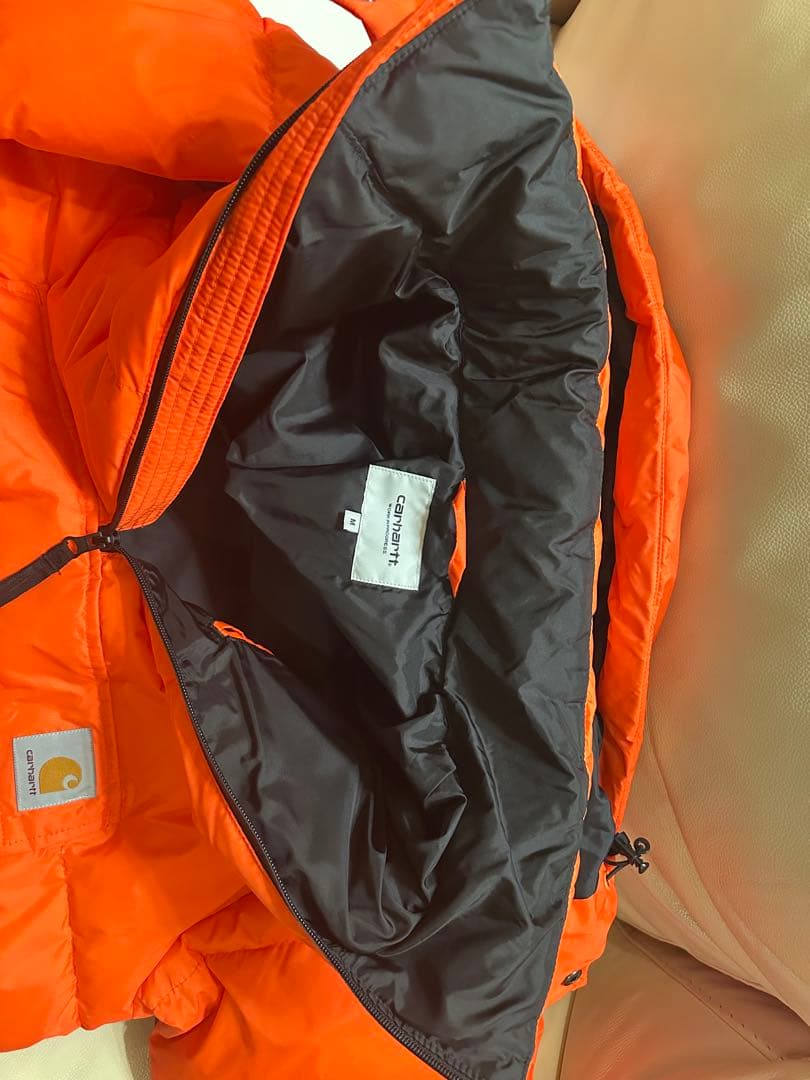 美品/Carhartt オレンジ 中綿ジャンパーフード付き カーハート