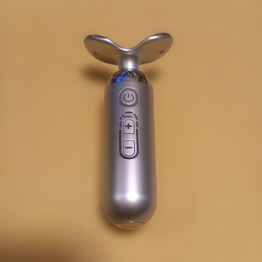 スタイリーフェイスEMS美顔器
